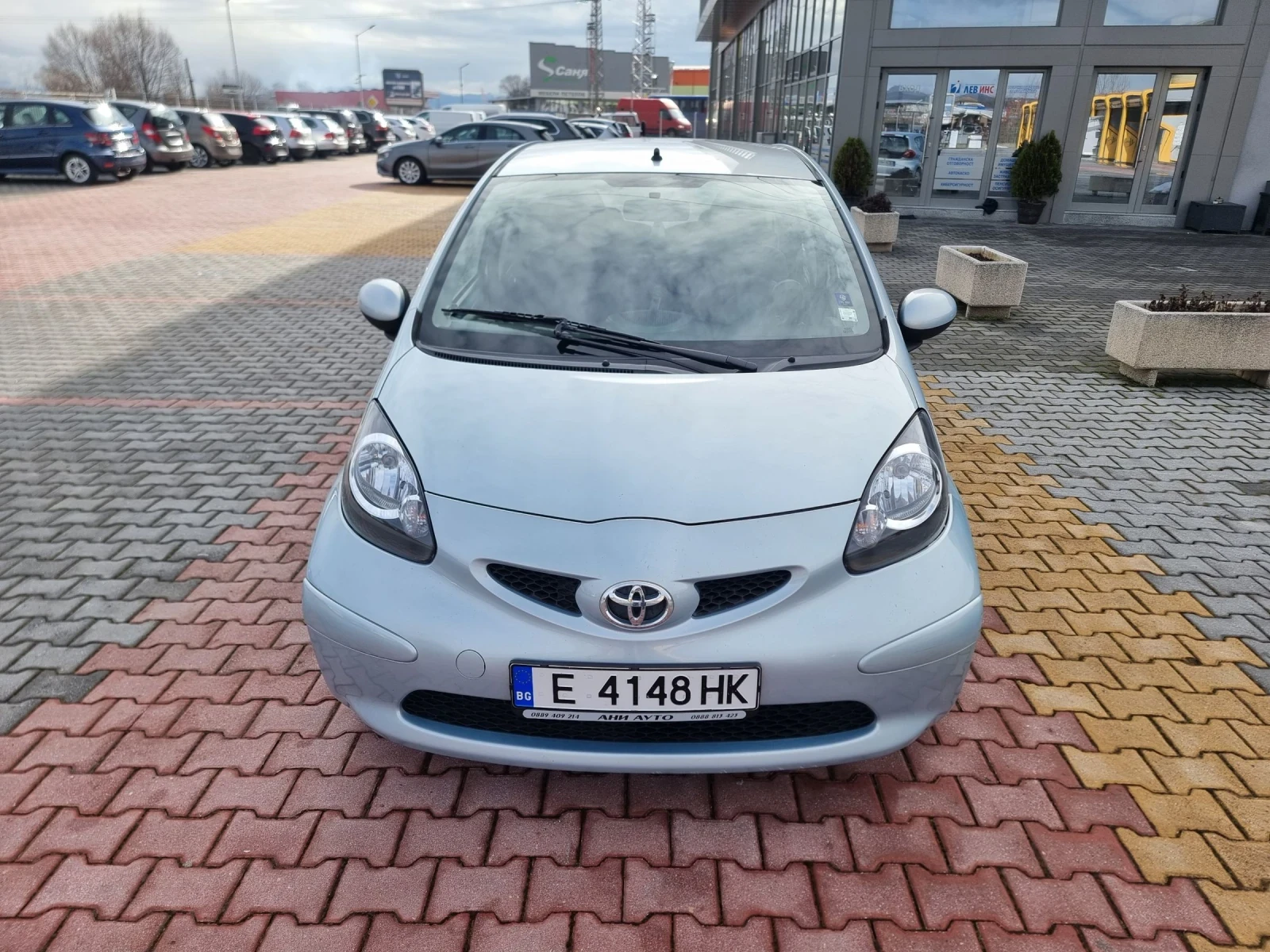 Toyota Aygo 1.0 - изображение 8