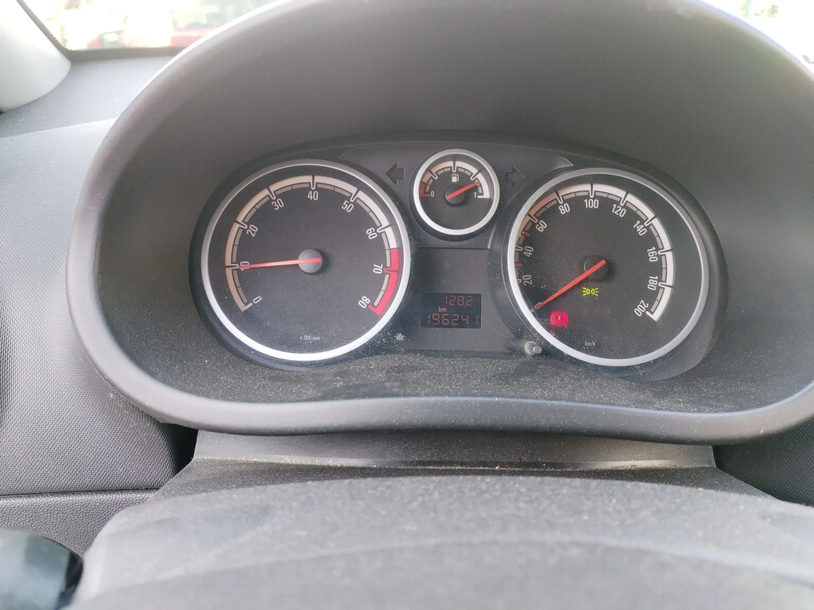 Opel Corsa 1.4I OPC, снимка 11 - Автомобили и джипове - 53756571