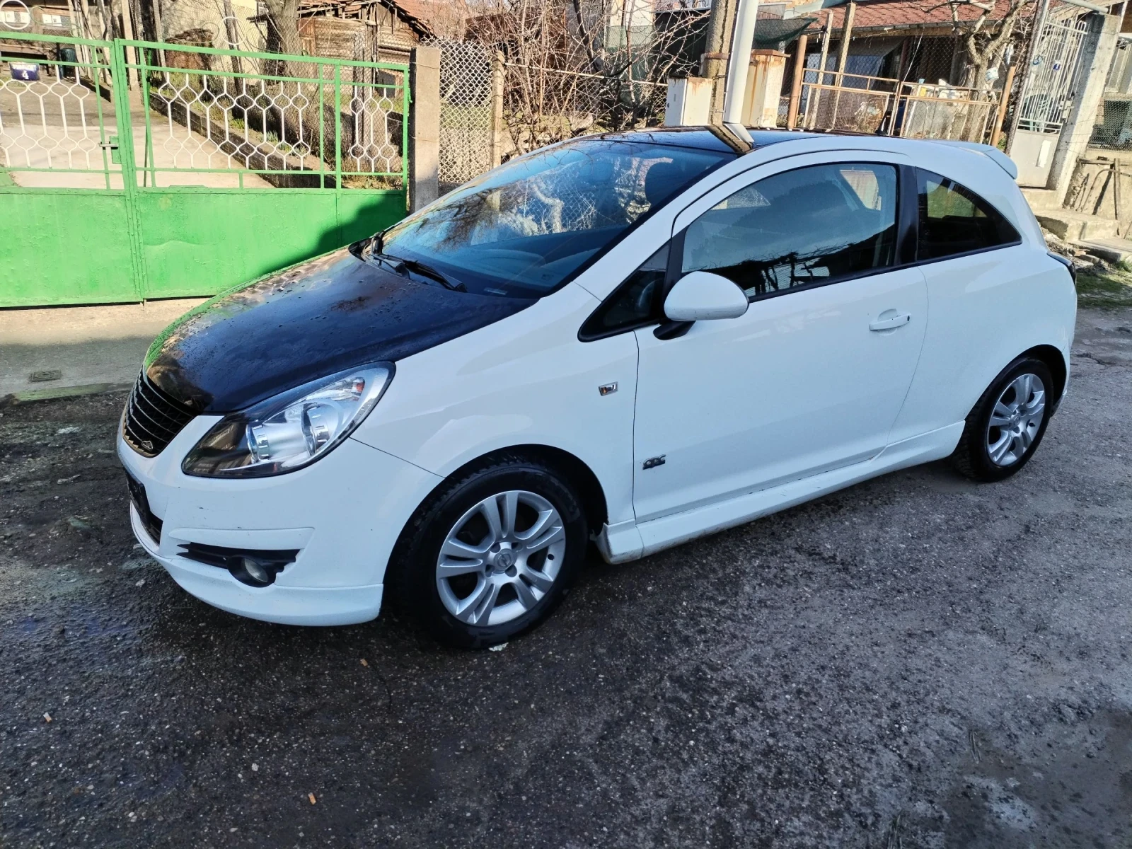 Opel Corsa 1.4I OPC, снимка 2 - Автомобили и джипове - 53756571