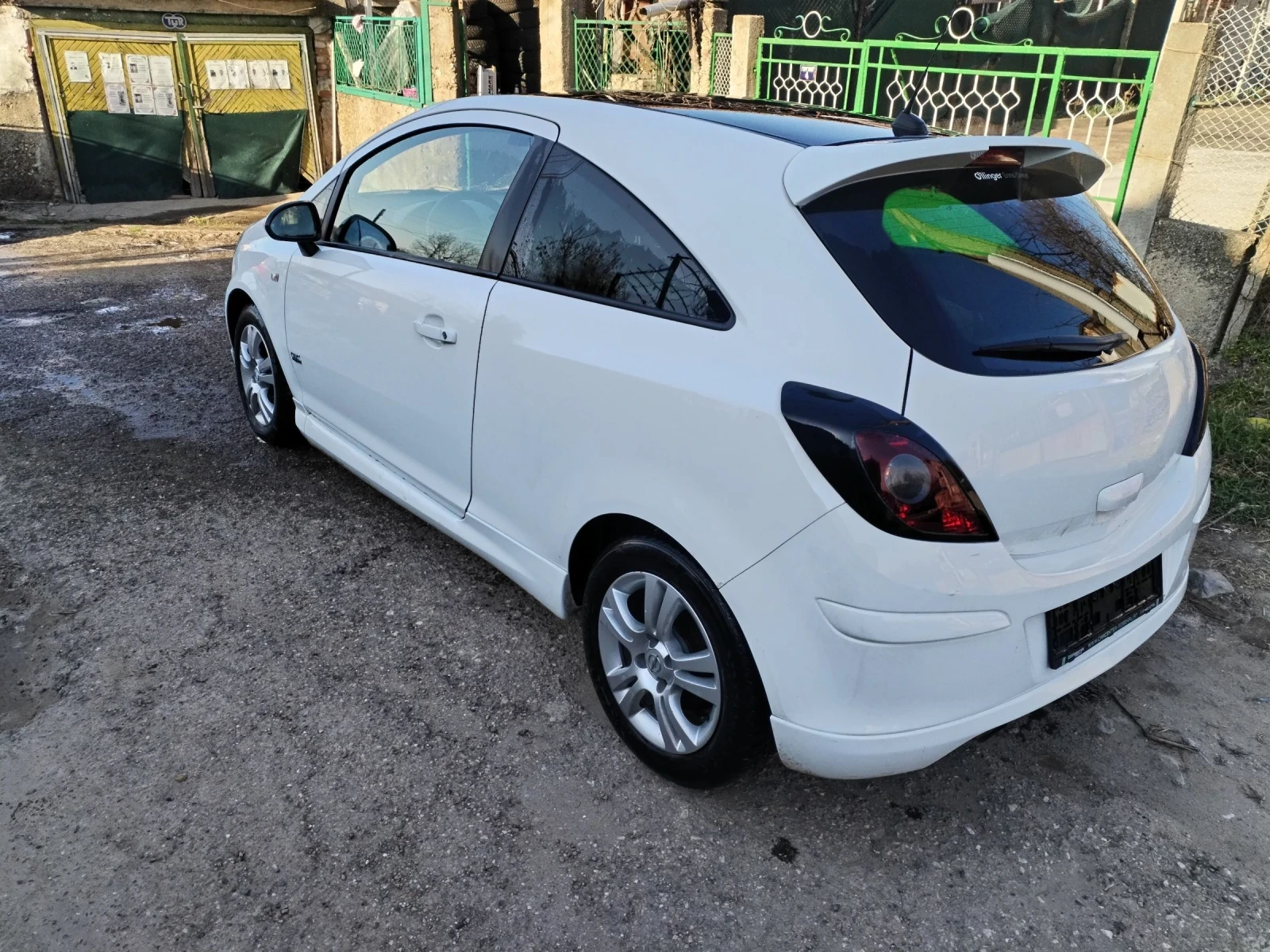 Opel Corsa 1.4I OPC, снимка 4 - Автомобили и джипове - 53756571