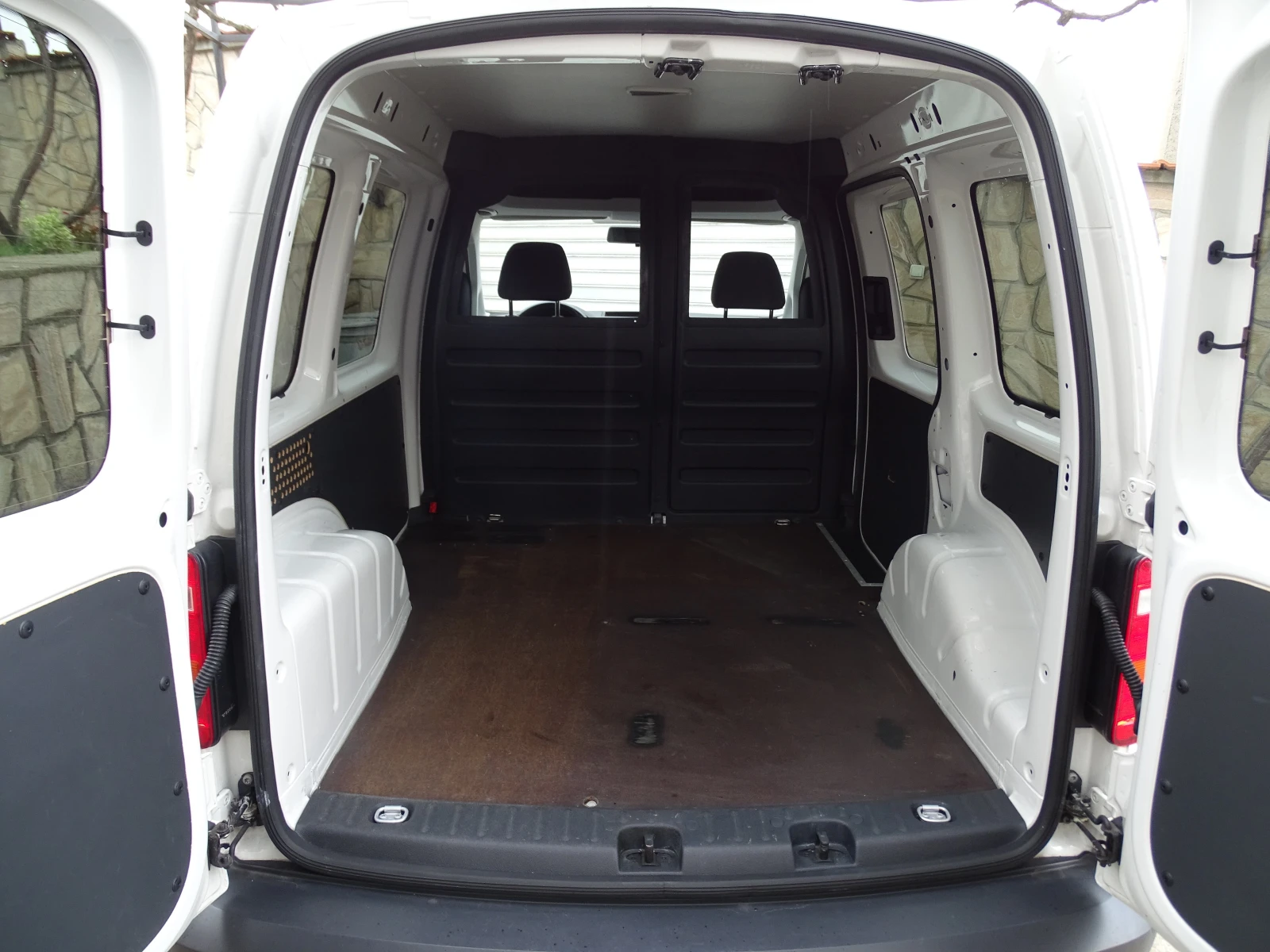 VW Caddy 1.4 АВТОМАТИК CNG МЕТАН N1 KLIMA  EURO 6 , снимка 14 - Автомобили и джипове - 53959170