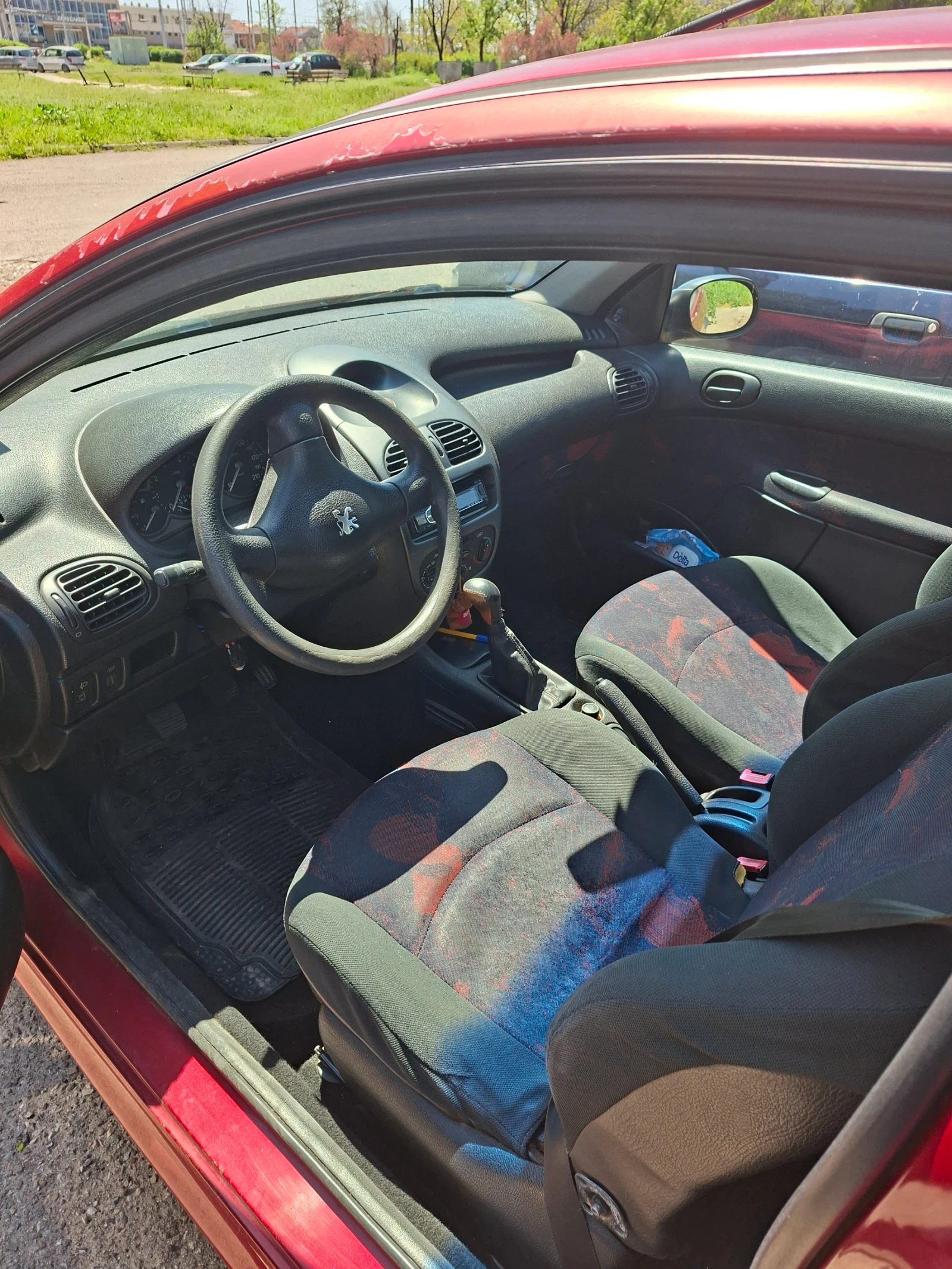 Peugeot 206 1.4, снимка 5 - Автомобили и джипове - 54318434