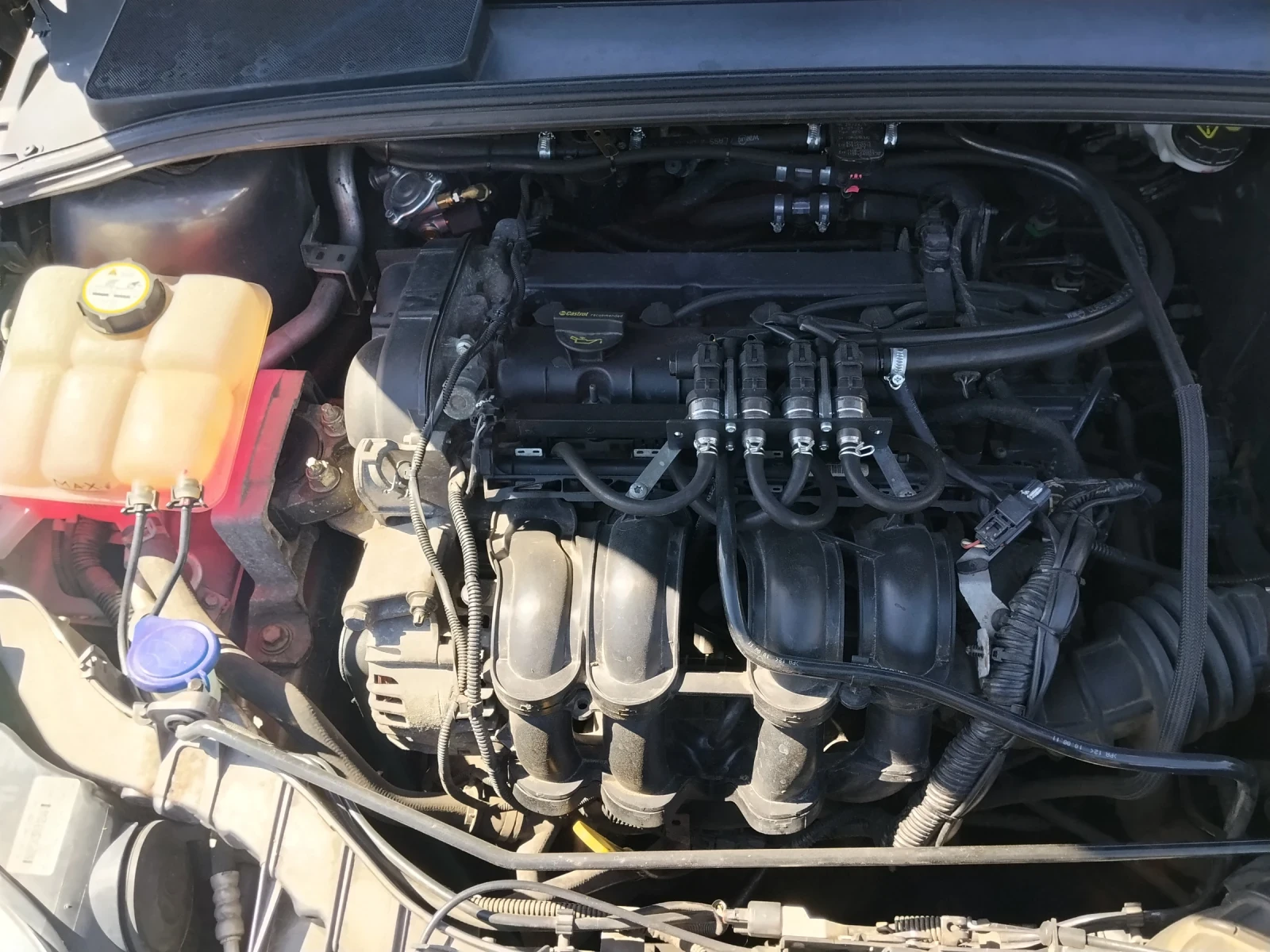 Ford Focus 1.6-120, снимка 12 - Автомобили и джипове - 54718211