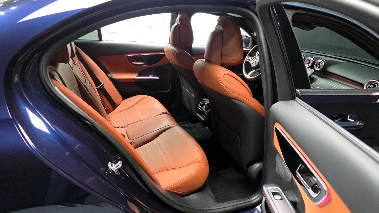 Mercedes-Benz C 200 4MATIC Avantgarde | Panoramic Roof | Distronic | Mobile.bg � ����������� 12