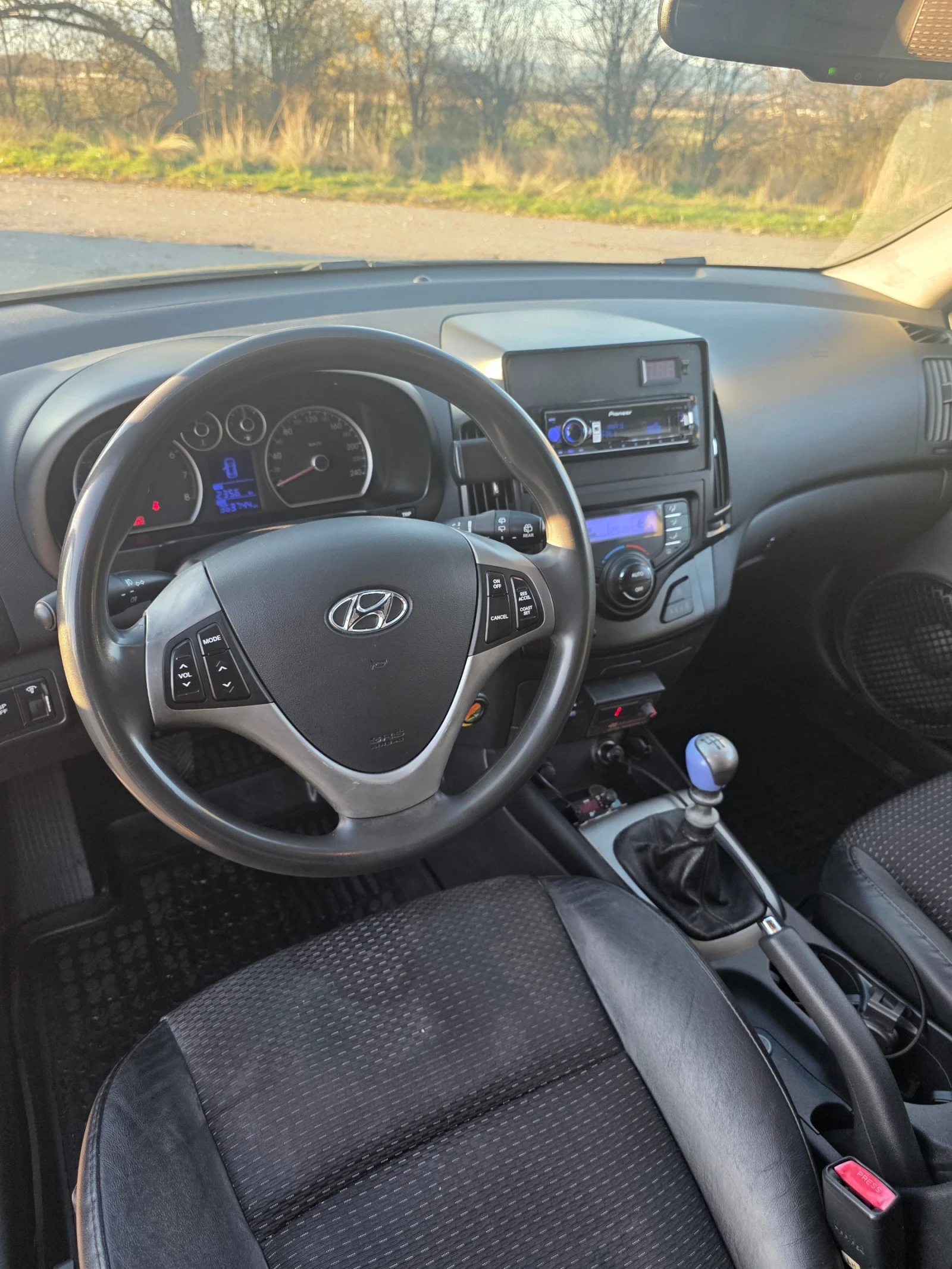 Hyundai I30 Swiss 2.0, снимка 8 - Автомобили и джипове - 54801939
