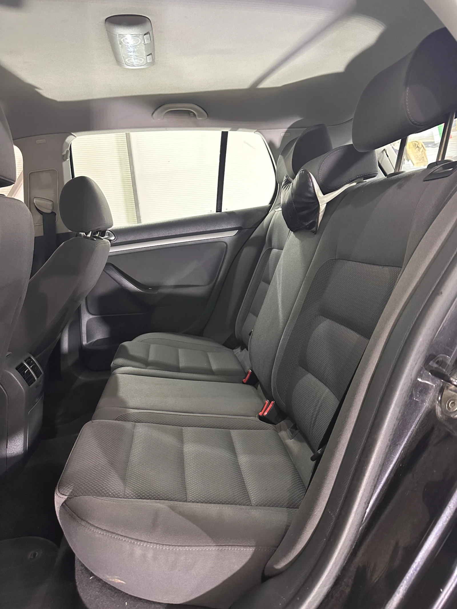 VW Golf 1.9TDI 105hp, снимка 10 - Автомобили и джипове - 54909378