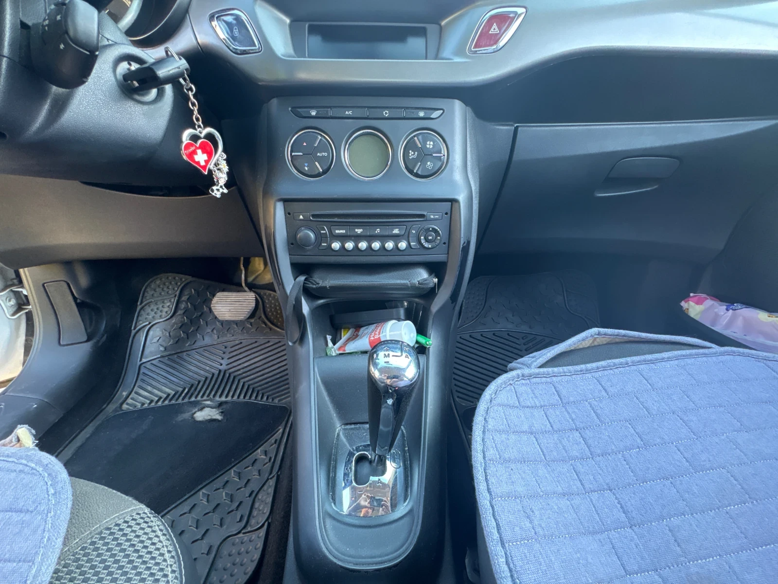 Citroen C3, снимка 7 - Автомобили и джипове - 54973075
