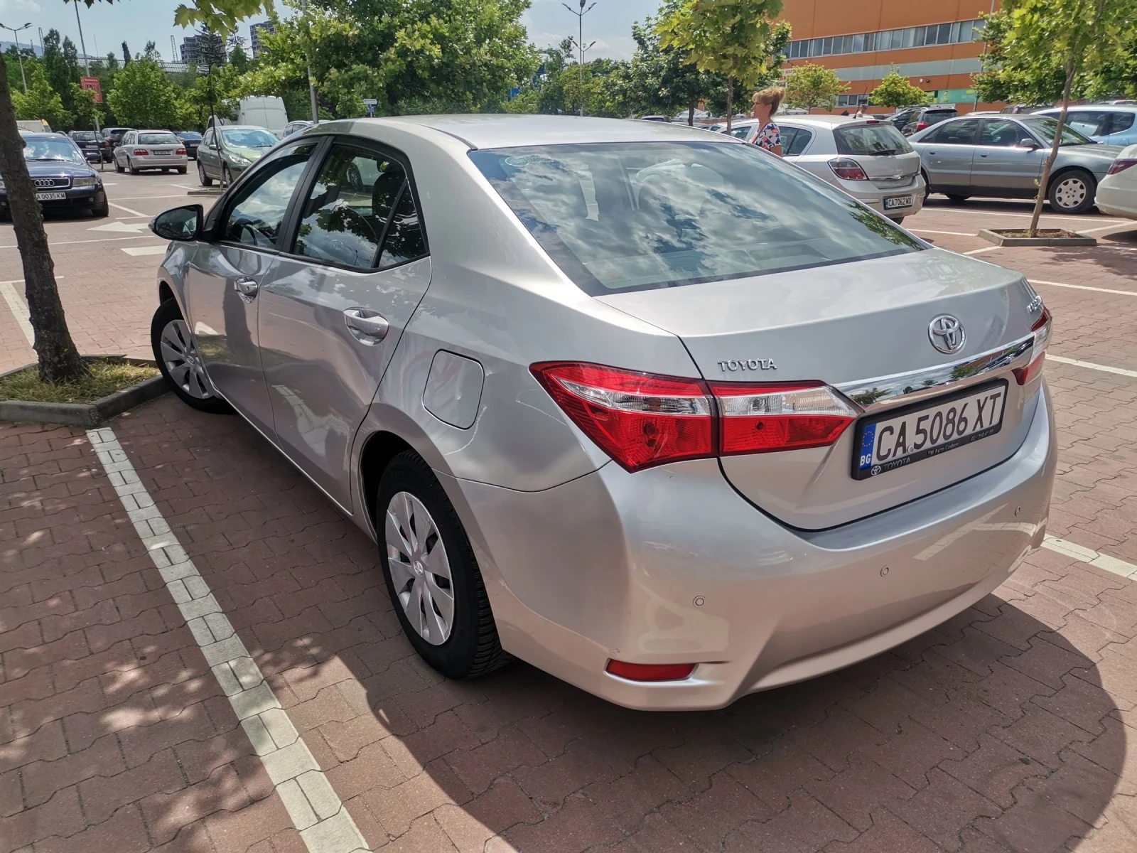 Toyota Corolla От България, снимка 3 - Автомобили и джипове - 55021121