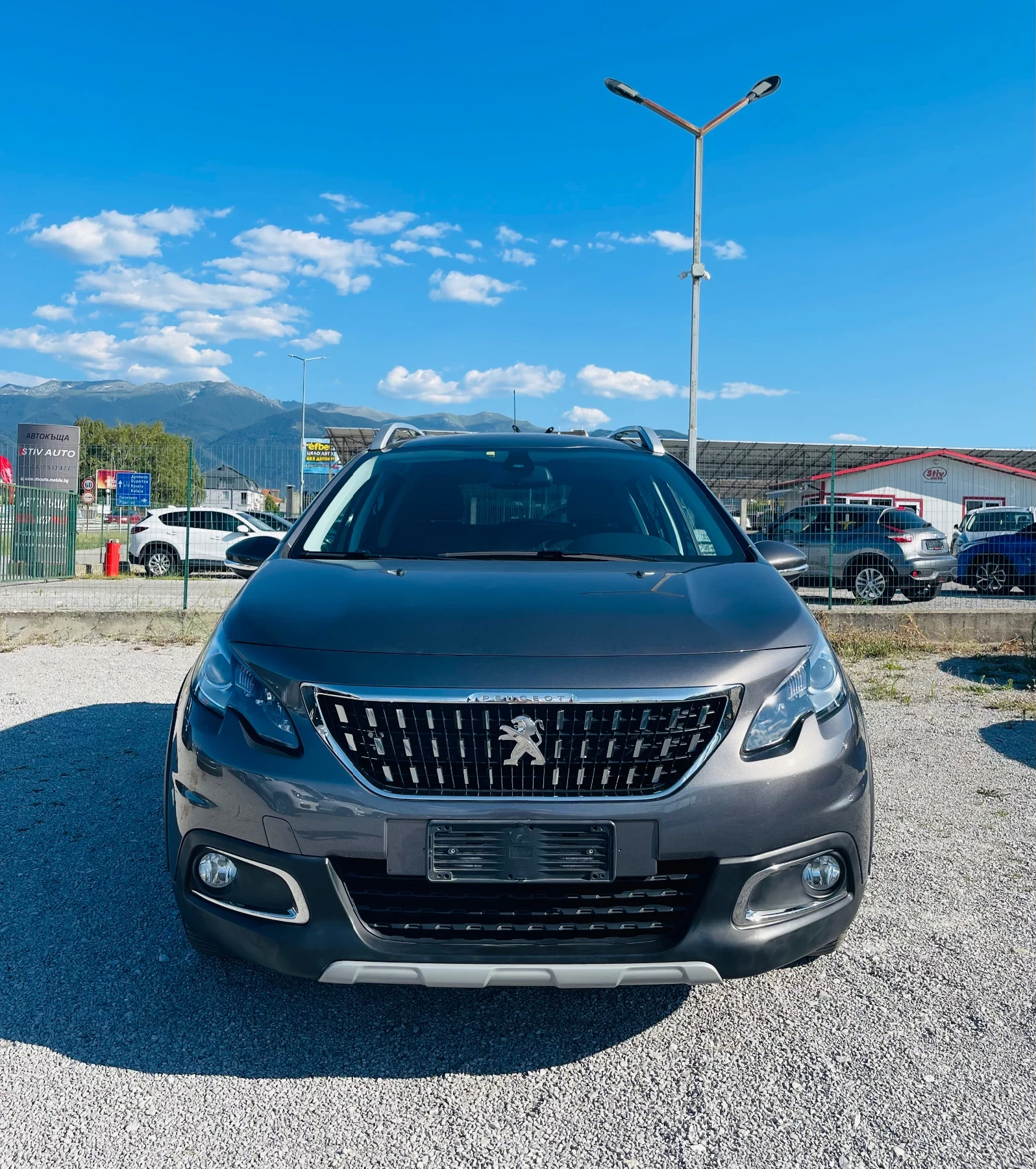 Peugeot 2008 1.6 Blue-HDi * Кожа* Камера* * * 169 000 км!* * * , снимка 2 - Автомобили и джипове - 55555203