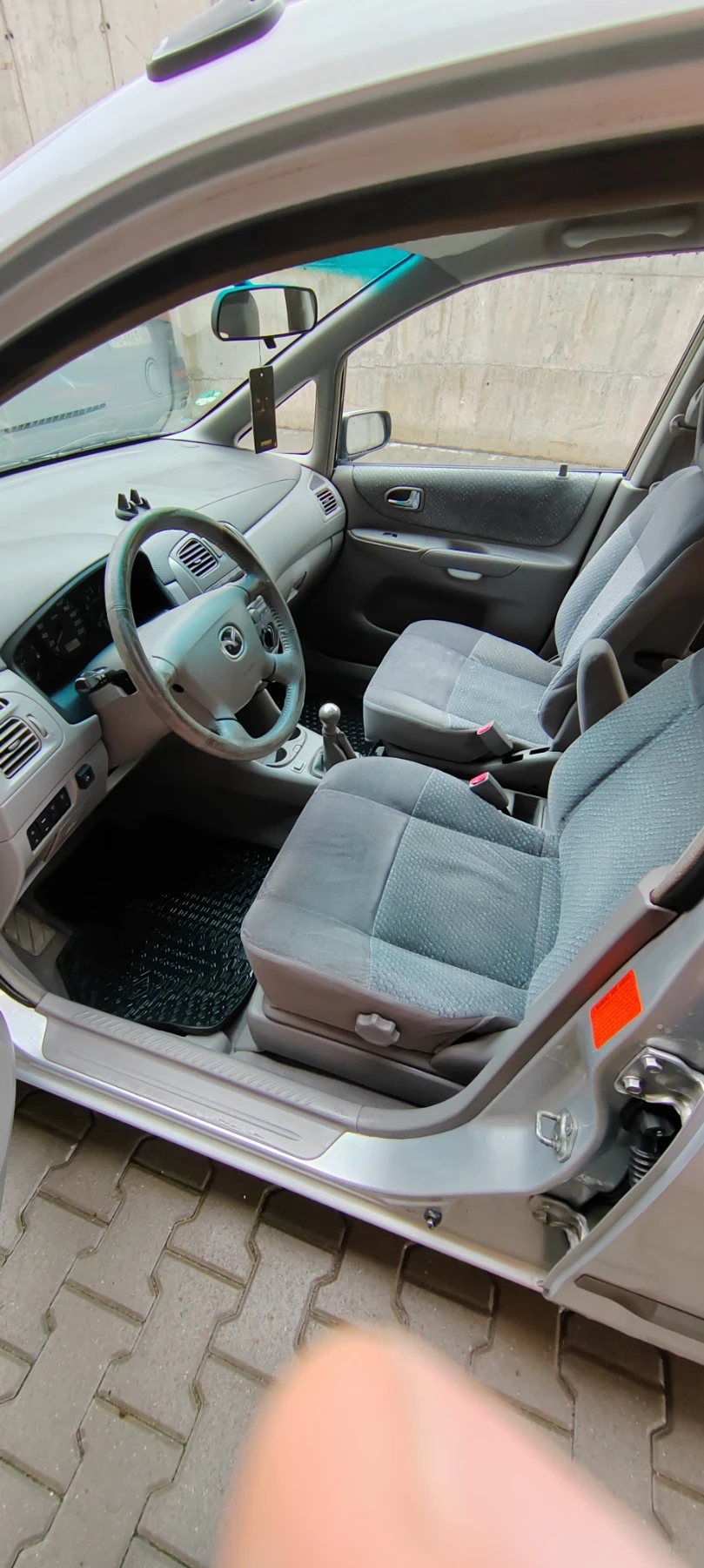 Mazda Premacy 1.9, снимка 8 - Автомобили и джипове - 55659415