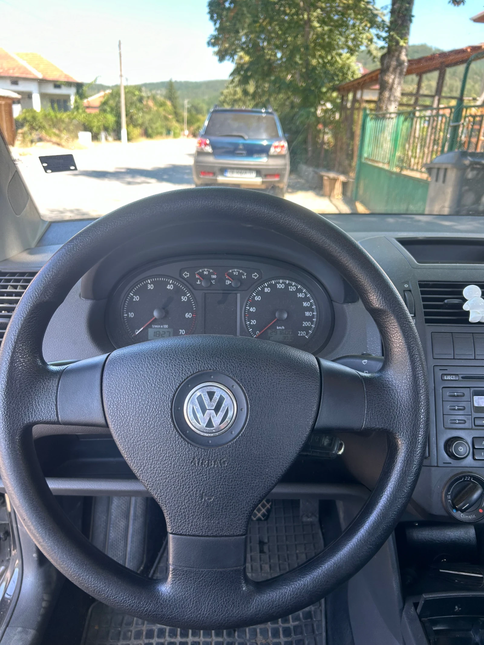 VW Polo, снимка 5 - Автомобили и джипове - 55832992