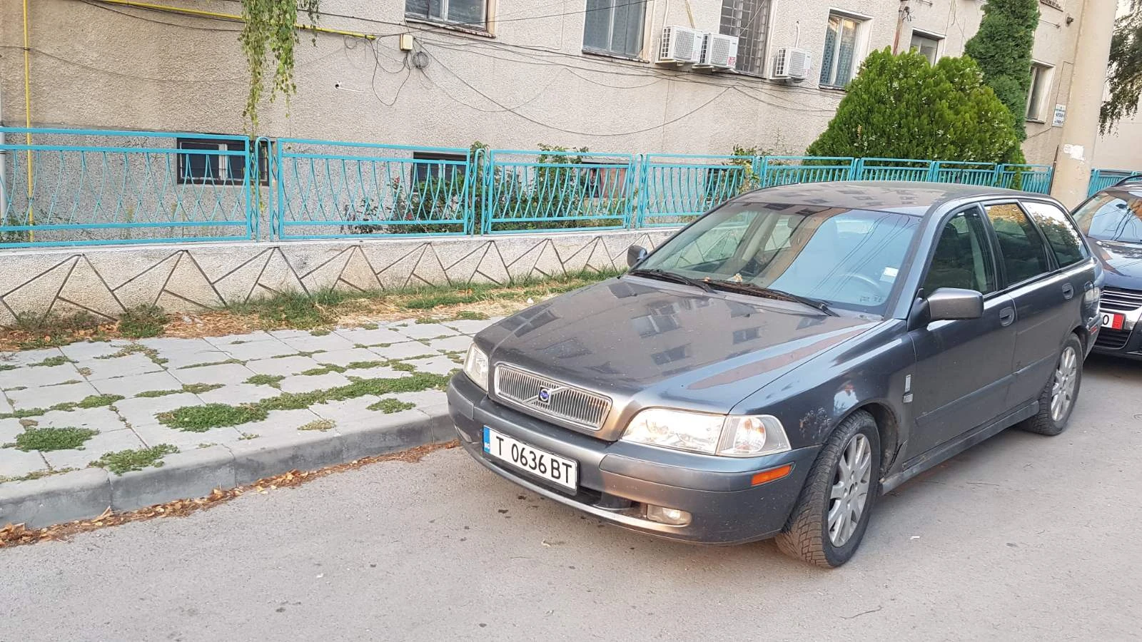 Volvo V40 1.9, снимка 10 - Автомобили и джипове - 55902829