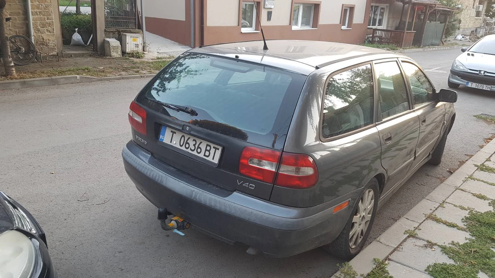 Volvo V40 1.9, снимка 8 - Автомобили и джипове - 55902829