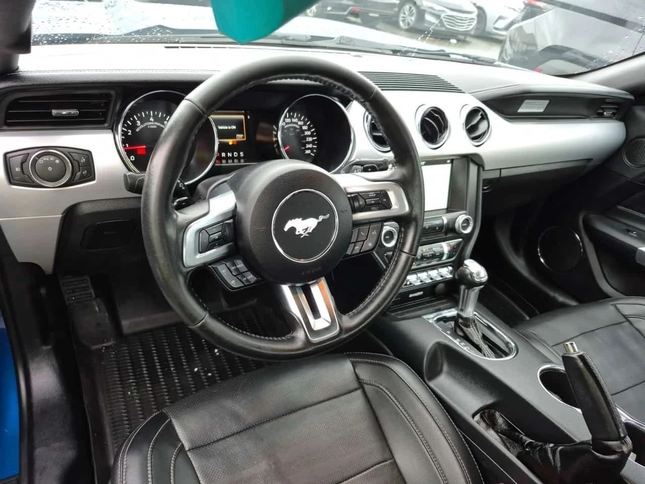 Ford Mustang, снимка 5 - Автомобили и джипове - 56718691