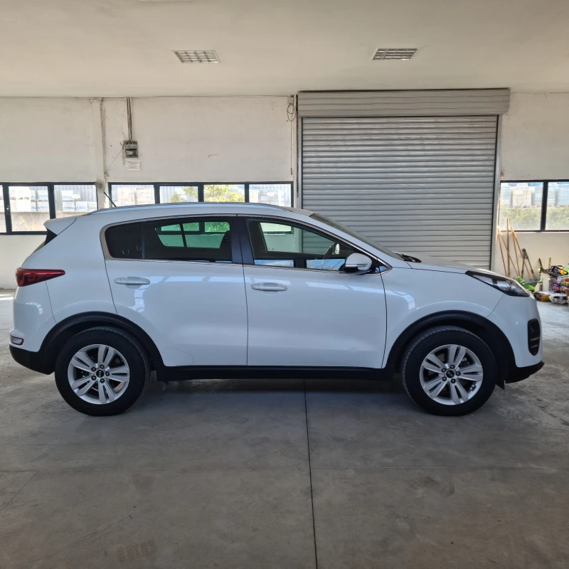 Kia Sportage 1.6 BENZIN 132KN, снимка 6 - Автомобили и джипове - 49250155