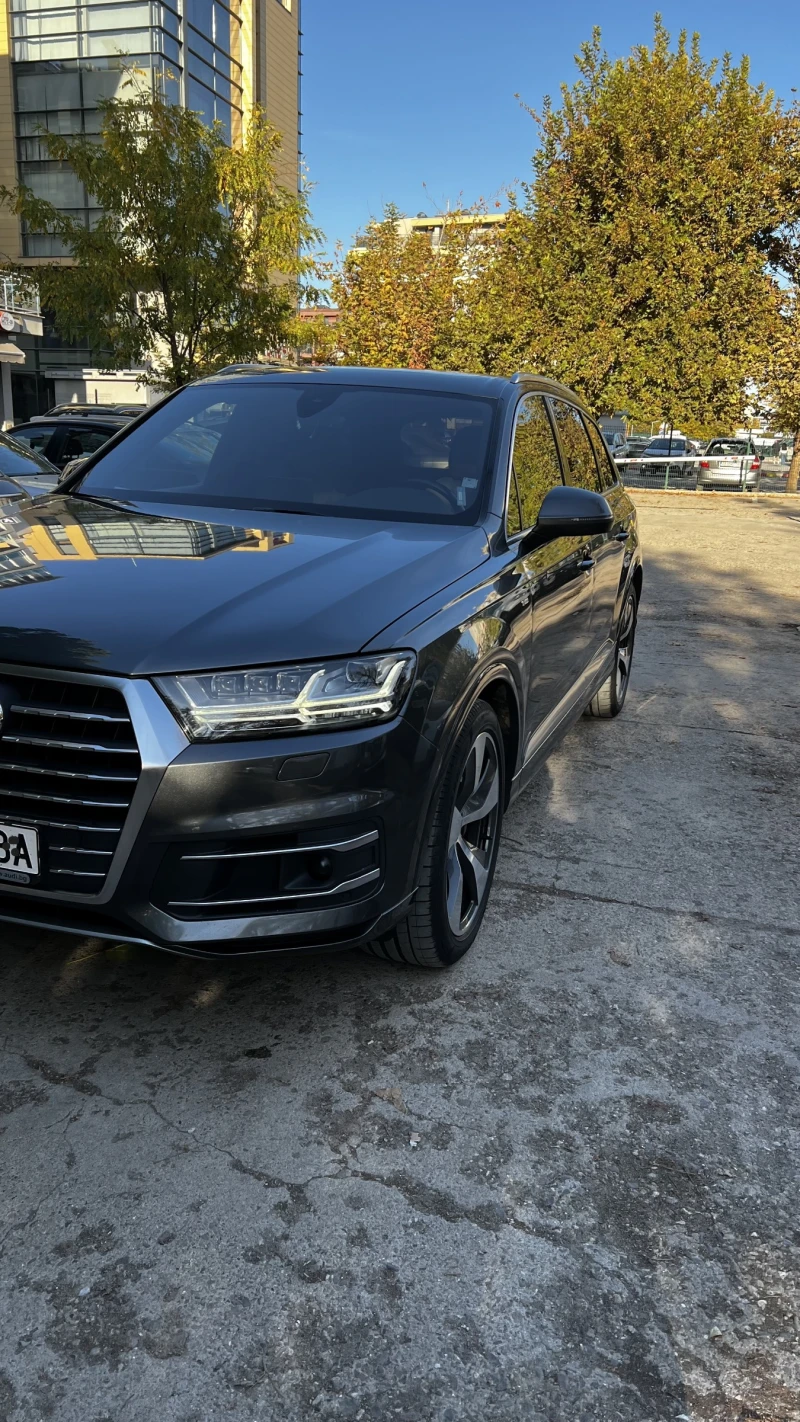 Audi Q7 S-line/Digital/Matrix/Bose/Panorama, снимка 2 - Автомобили и джипове - 52256562