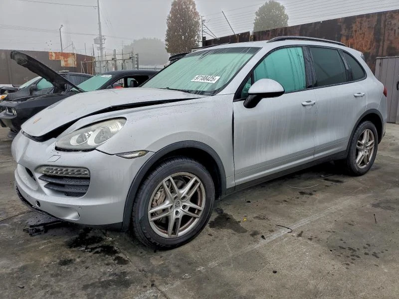Porsche Cayenne 4.8L 8 All wheel drive