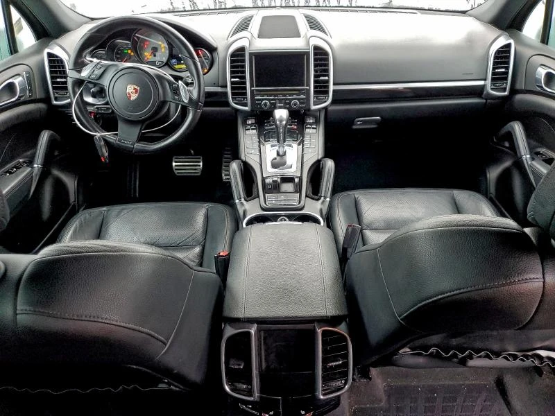 Porsche Cayenne 4.8L 8 All wheel drive, снимка 11 - Автомобили и джипове - 53258871