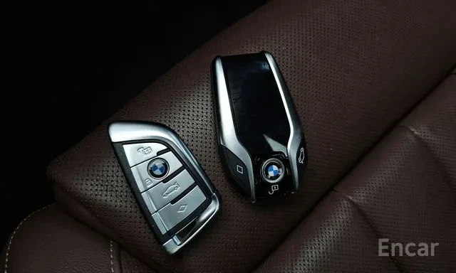 BMW X5 40I * M SPORT * HEAD UP * ОБДУХВАНЕ * ДИСТРОНИК * , снимка 14 - Автомобили и джипове - 55957956