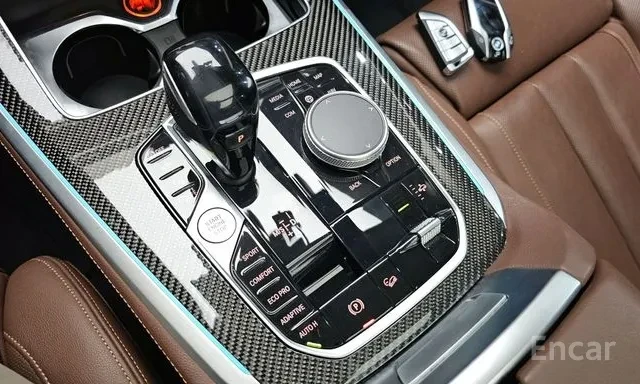 BMW X5 40I * M SPORT * HEAD UP * ОБДУХВАНЕ * ДИСТРОНИК * , снимка 9 - Автомобили и джипове - 55957956