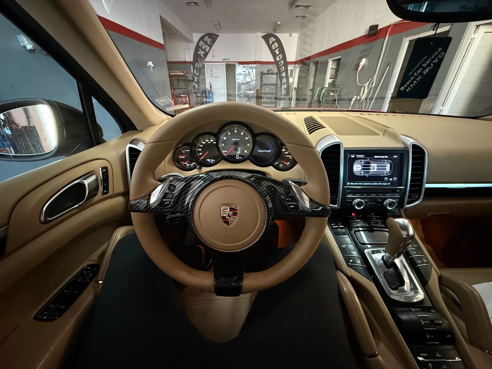 Porsche Cayenne * 3.0Хибрид-панорама-всички екстри* Бартер!Лизинг! | Mobile.bg — изображение 16