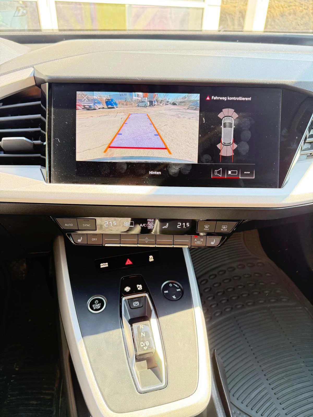 Audi Q4 40 e-tron  | Mobile.bg   12