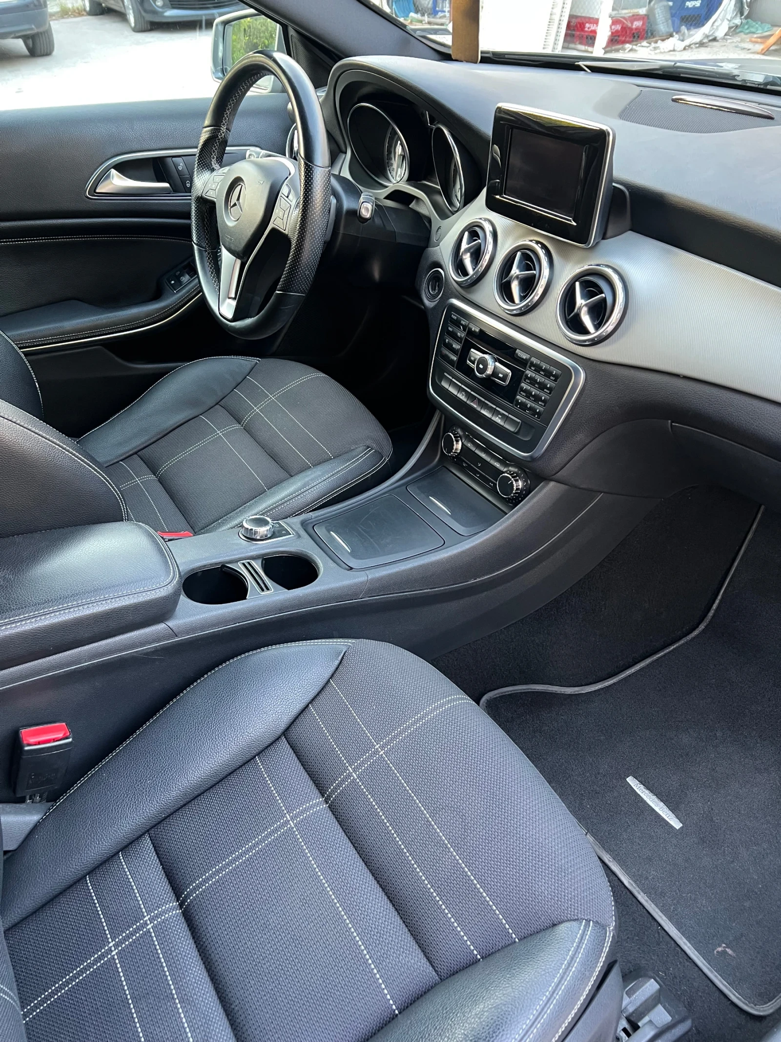Mercedes-Benz GLA 200  - изображение 9