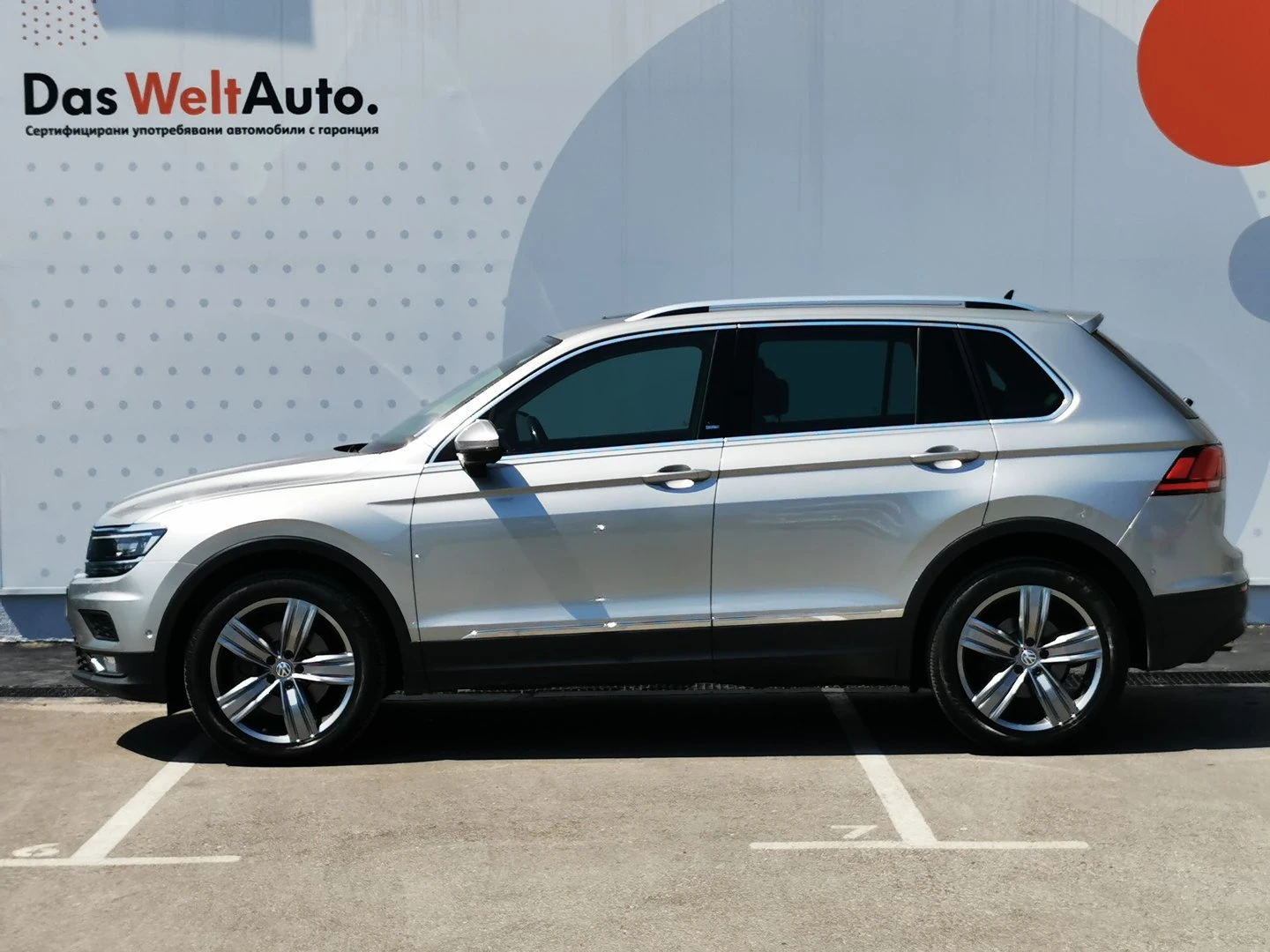 VW Tiguan Comfortline 2.0TDI 4MOTION BMT - изображение 3