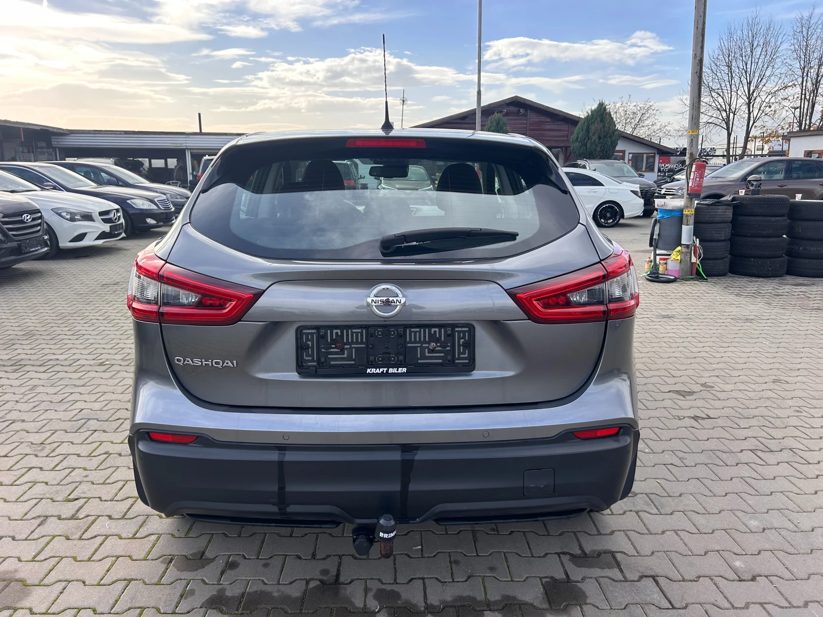 Nissan Qashqai 1.3i EURO 6 - изображение 7