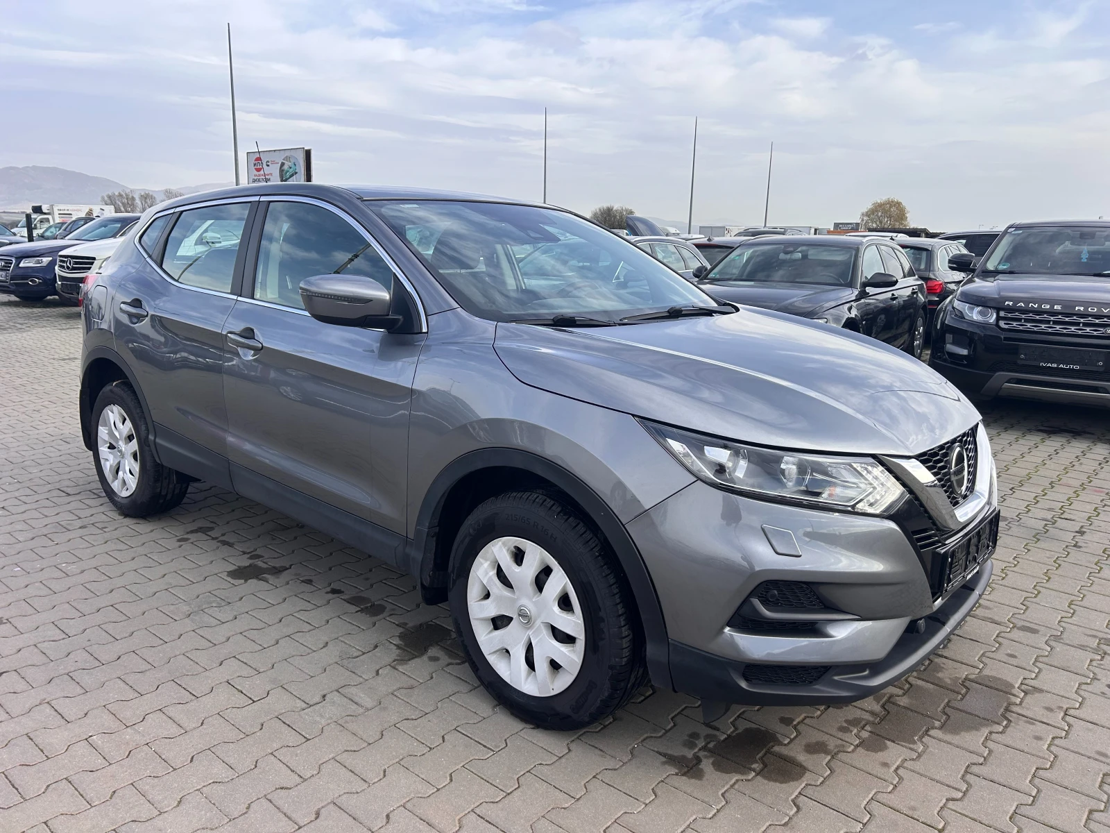 Nissan Qashqai 1.3i EURO 6 - изображение 4