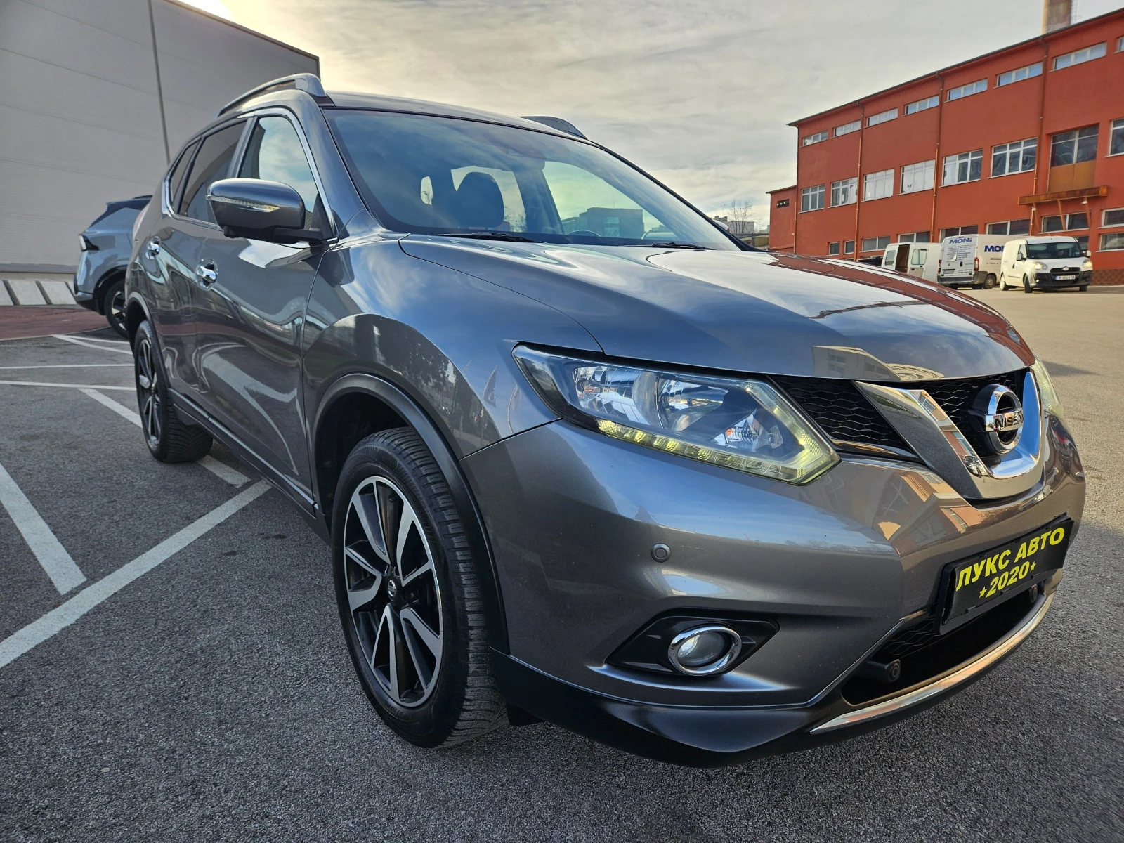 Nissan X-trail 1.6 ПЕРФЕКТЕН TEKNA - изображение 2