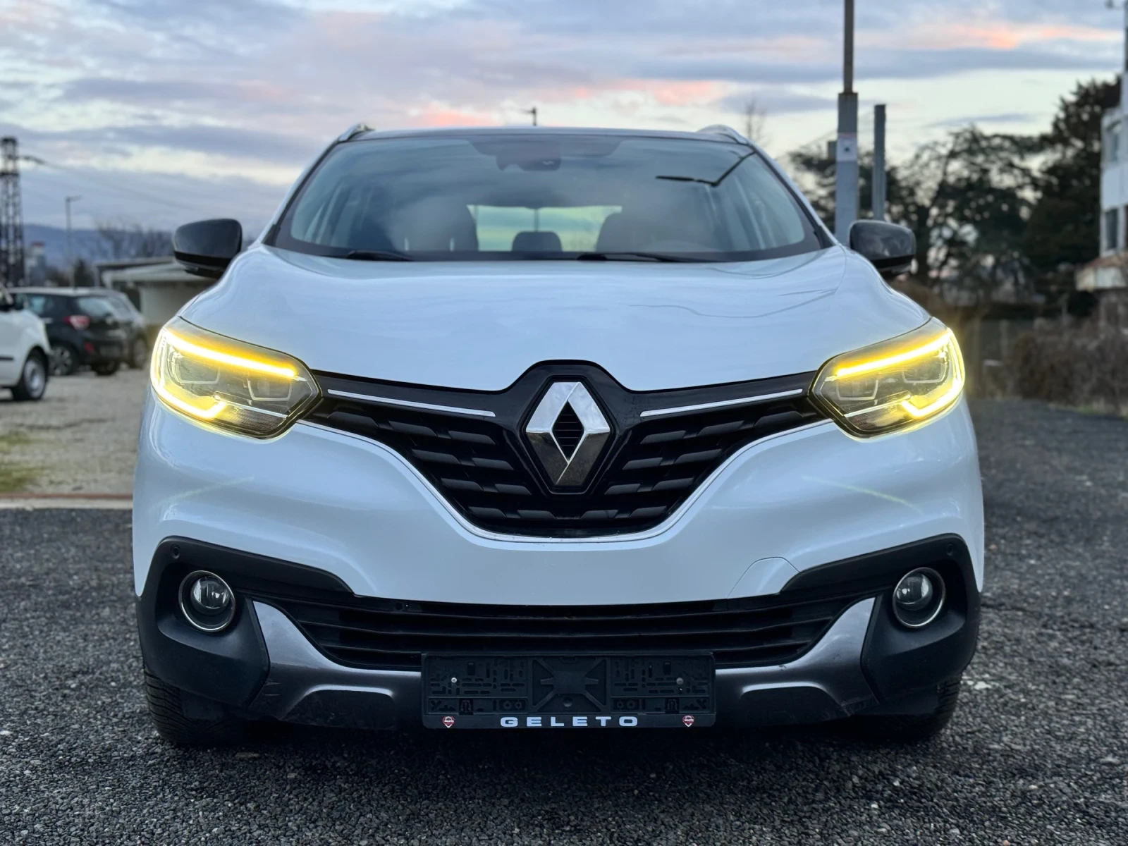 Renault Kadjar 1.5dci bosse/aut/19/full | Mobile.bg � ����������� 1