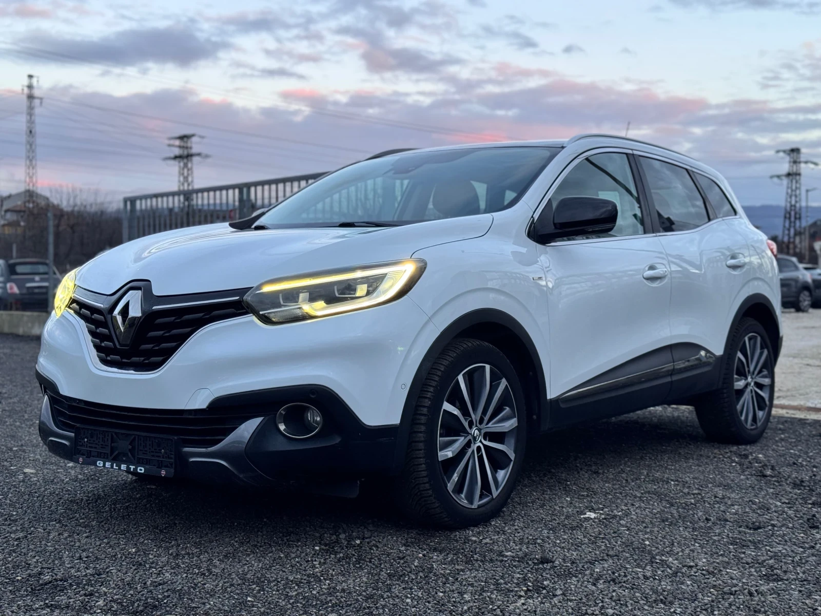 Renault Kadjar 1.5dci bosse/aut/19/full | Mobile.bg � ����������� 2