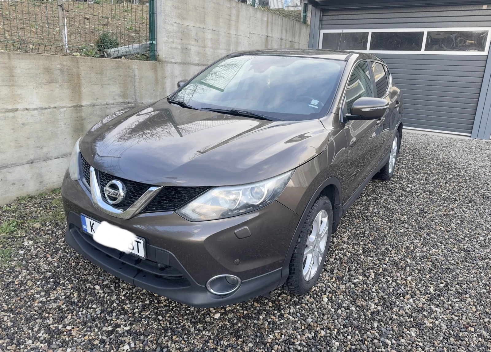 Nissan Qashqai, снимка 2 - Автомобили и джипове - 54032788