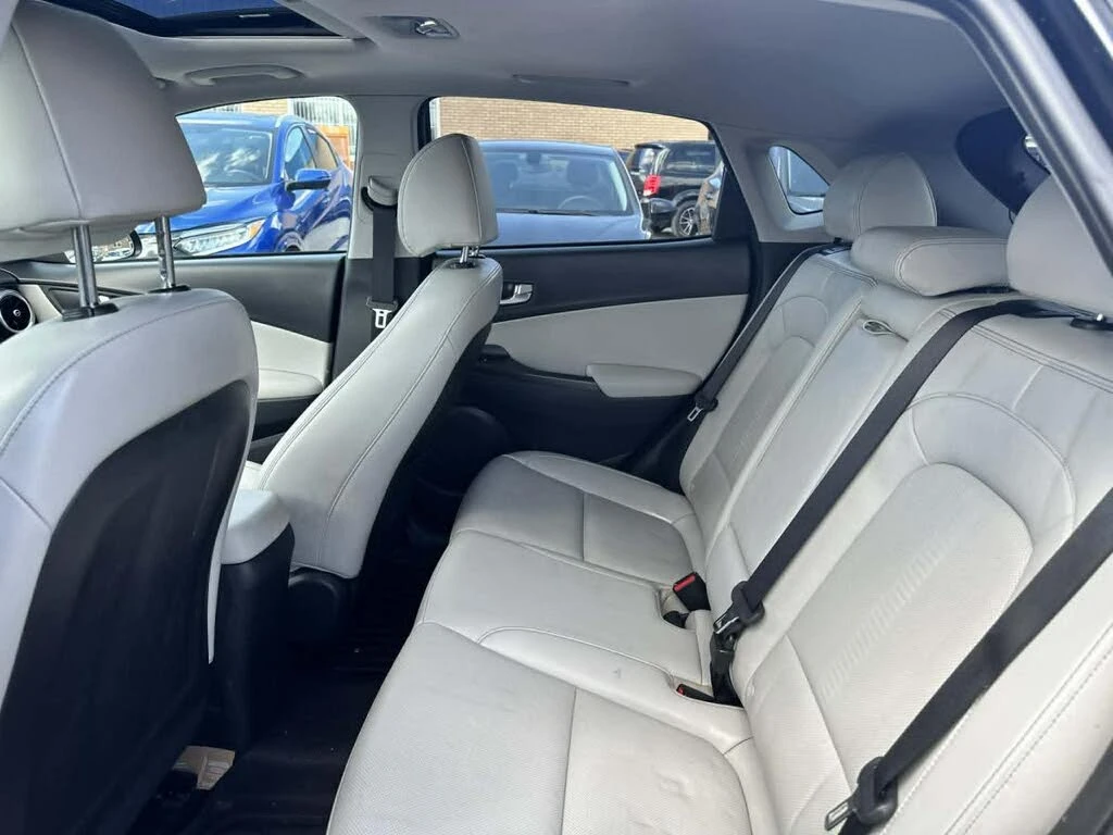 Hyundai Kona ULTIMATE* DISTRONIC* HARMAN/KARDON* ОБДУХВАНЕ, снимка 14 - Автомобили и джипове - 54425170