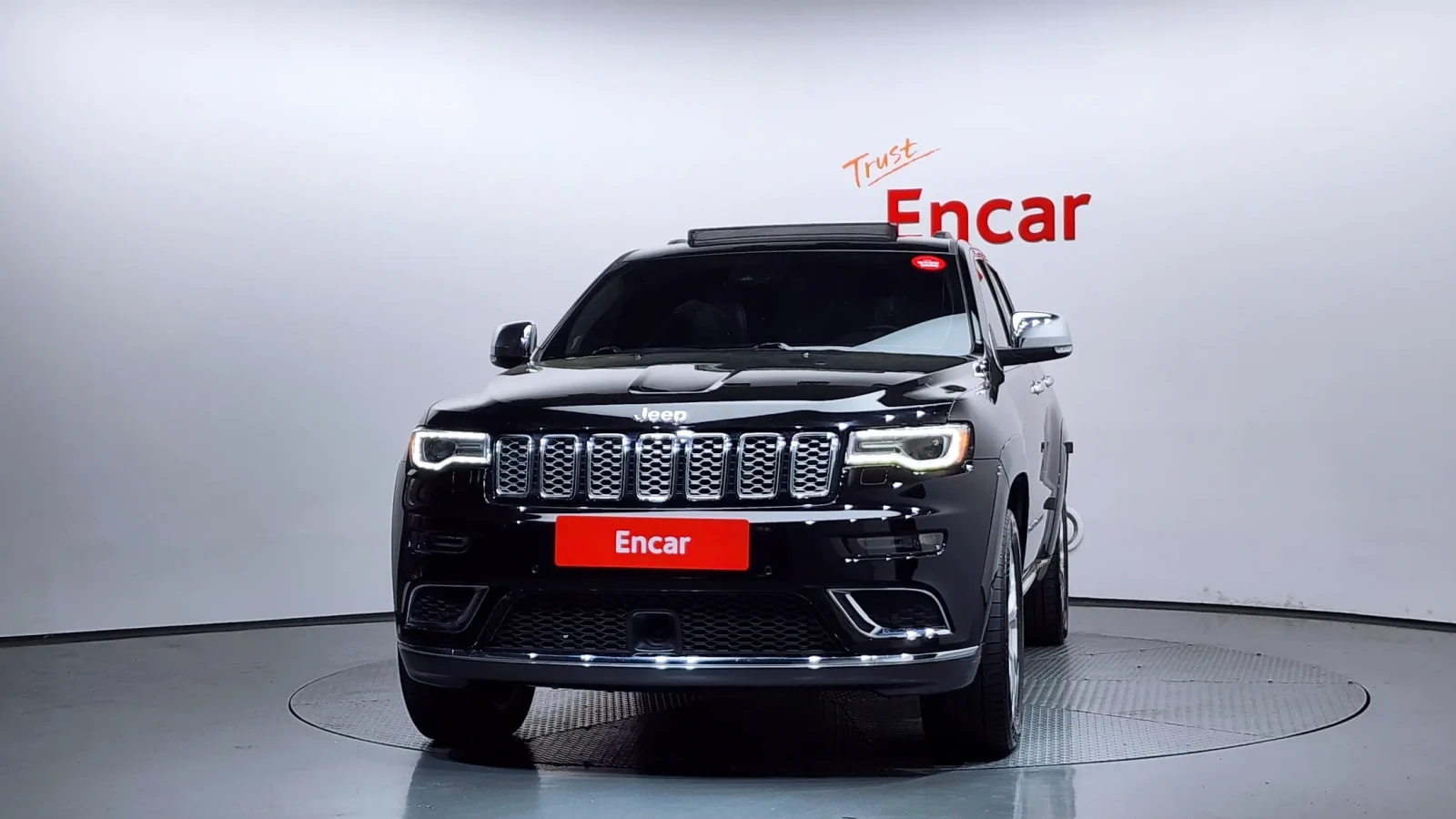 Jeep Grand cherokee 3.6 Summit, снимка 2 - Автомобили и джипове - 54512941