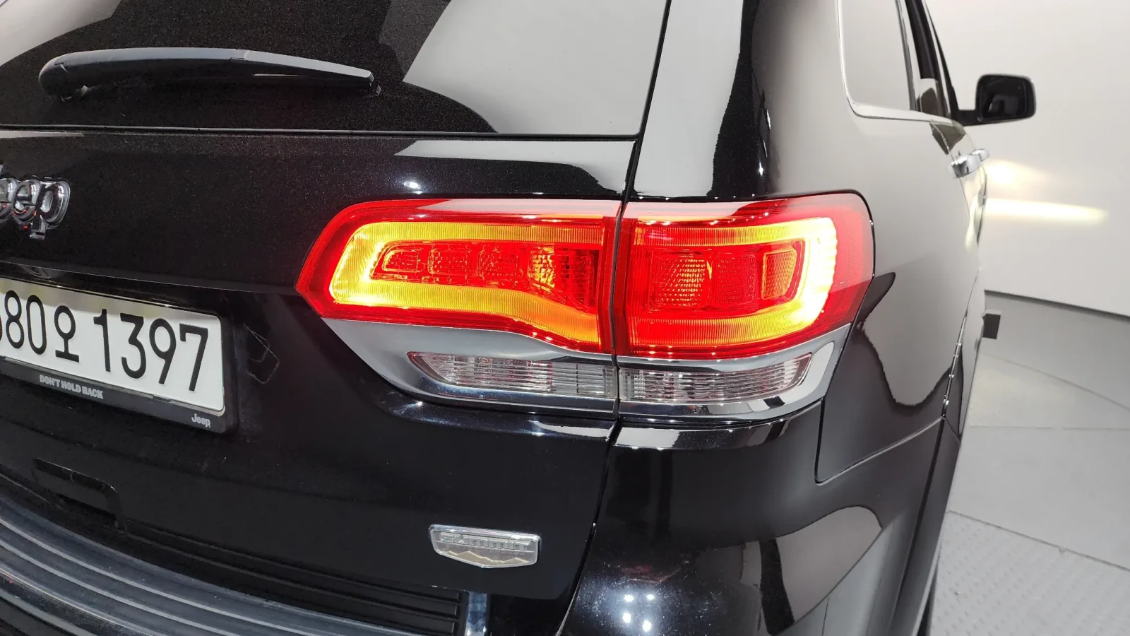 Jeep Grand cherokee 3.6 Summit, снимка 15 - Автомобили и джипове - 54512941