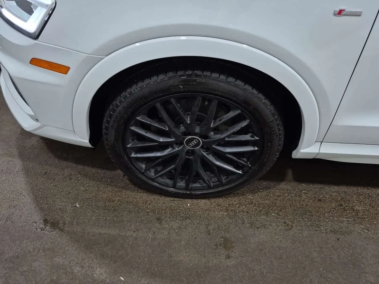 Audi Q3 TECHNIK * FULL S LINE* LED* ПАНОРАМА* ДВА КЛЮЧА* , снимка 6 - Автомобили и джипове - 54678623