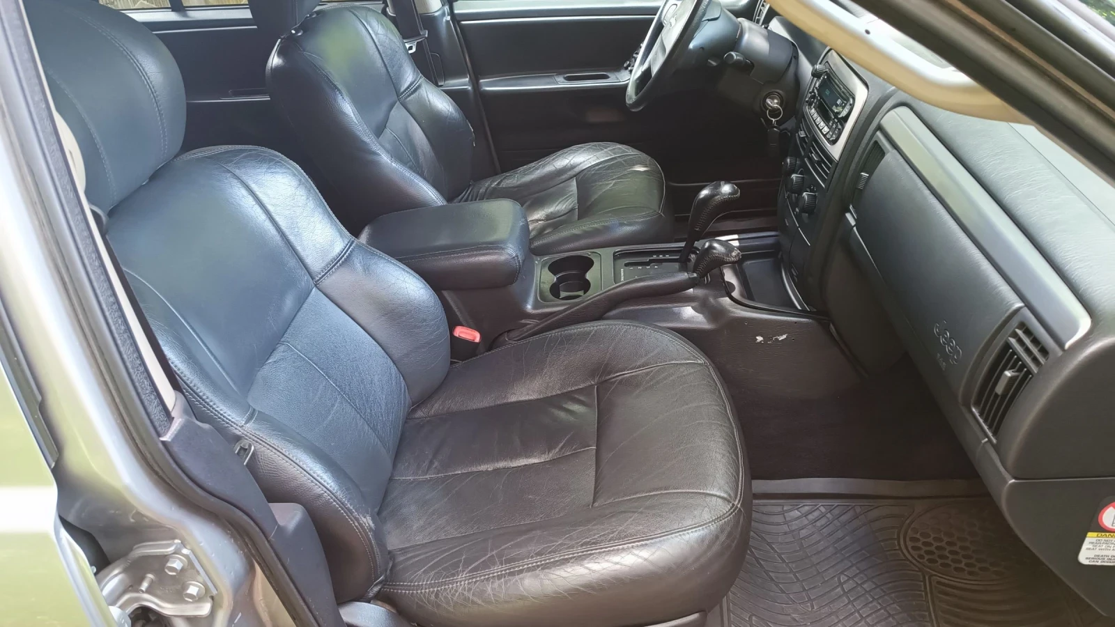 Jeep Grand cherokee 2.7CDI, снимка 13 - Автомобили и джипове - 55259837