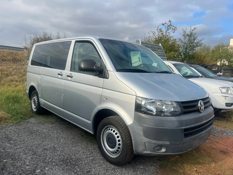 VW Transporter 2.0 TDI /// 140 k.s, снимка 2 - Бусове и автобуси - 45682836