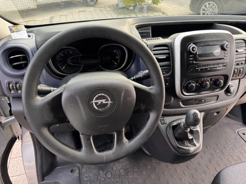 Opel Vivaro 1.6CDTI 2странични врати Клима , снимка 14 - Бусове и автобуси - 48311064