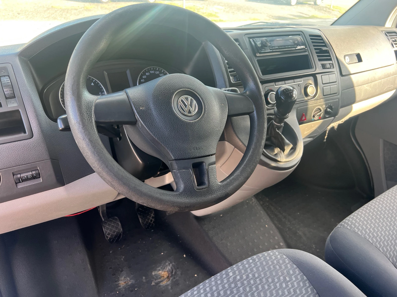 VW Transporter 2.0 TDI /// 140 k.s - изображение 4