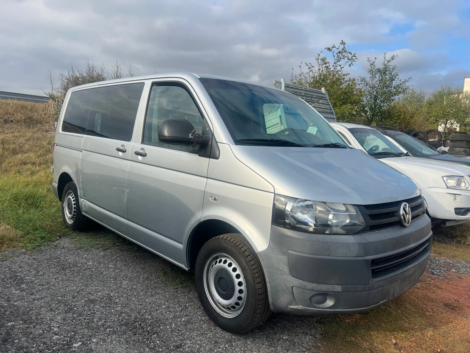 VW Transporter 2.0 TDI /// 140 k.s - изображение 2