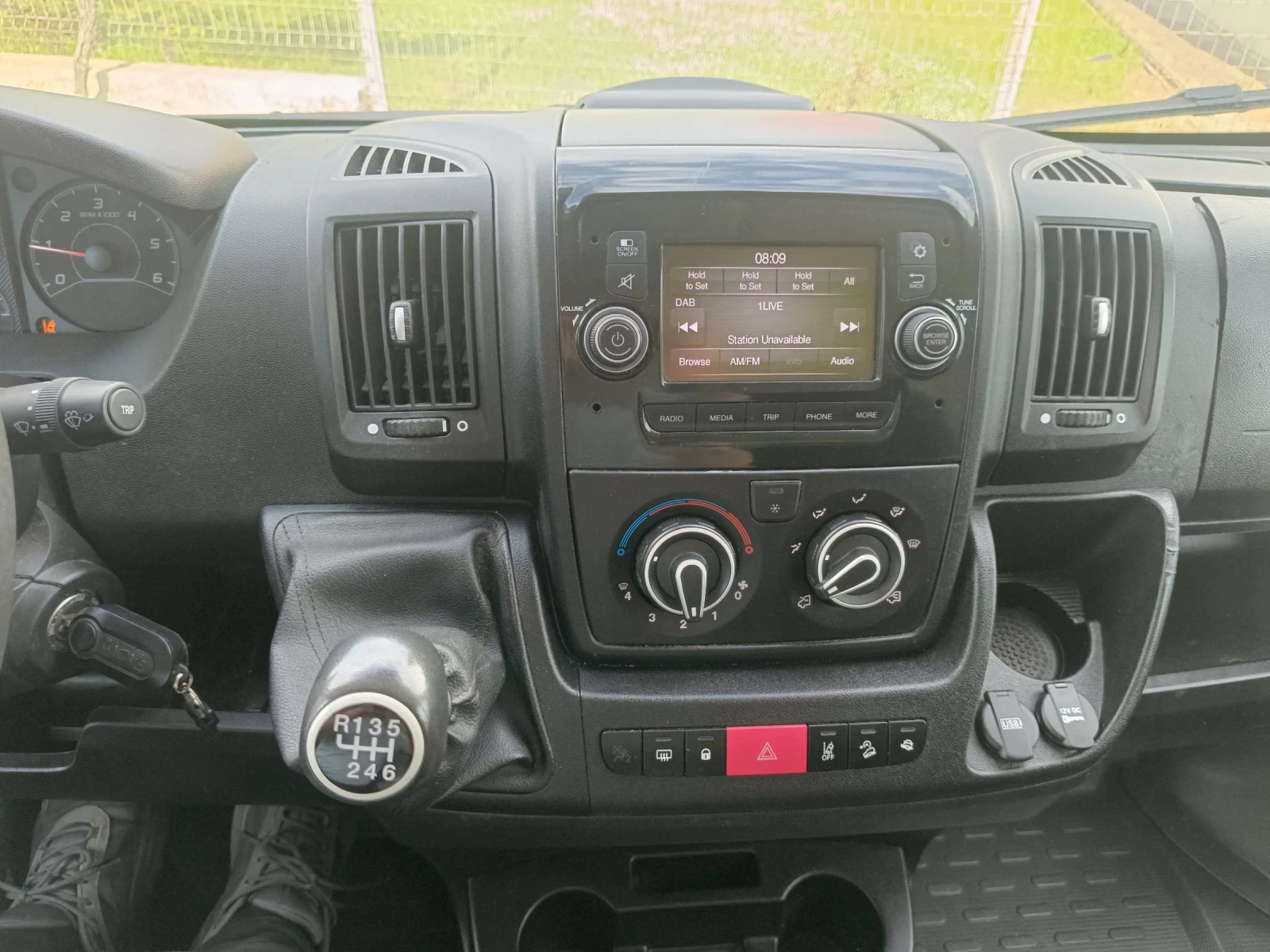 Citroen Jumper 12.2021г. 80000км - изображение 10