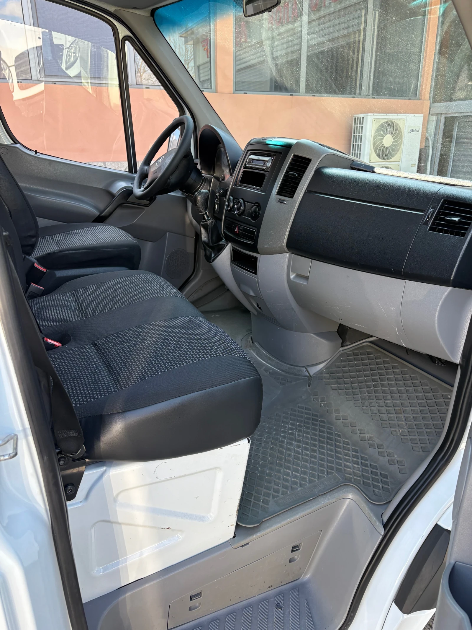 Mercedes-Benz Sprinter 315, снимка 4 - Бусове и автобуси - 53749843