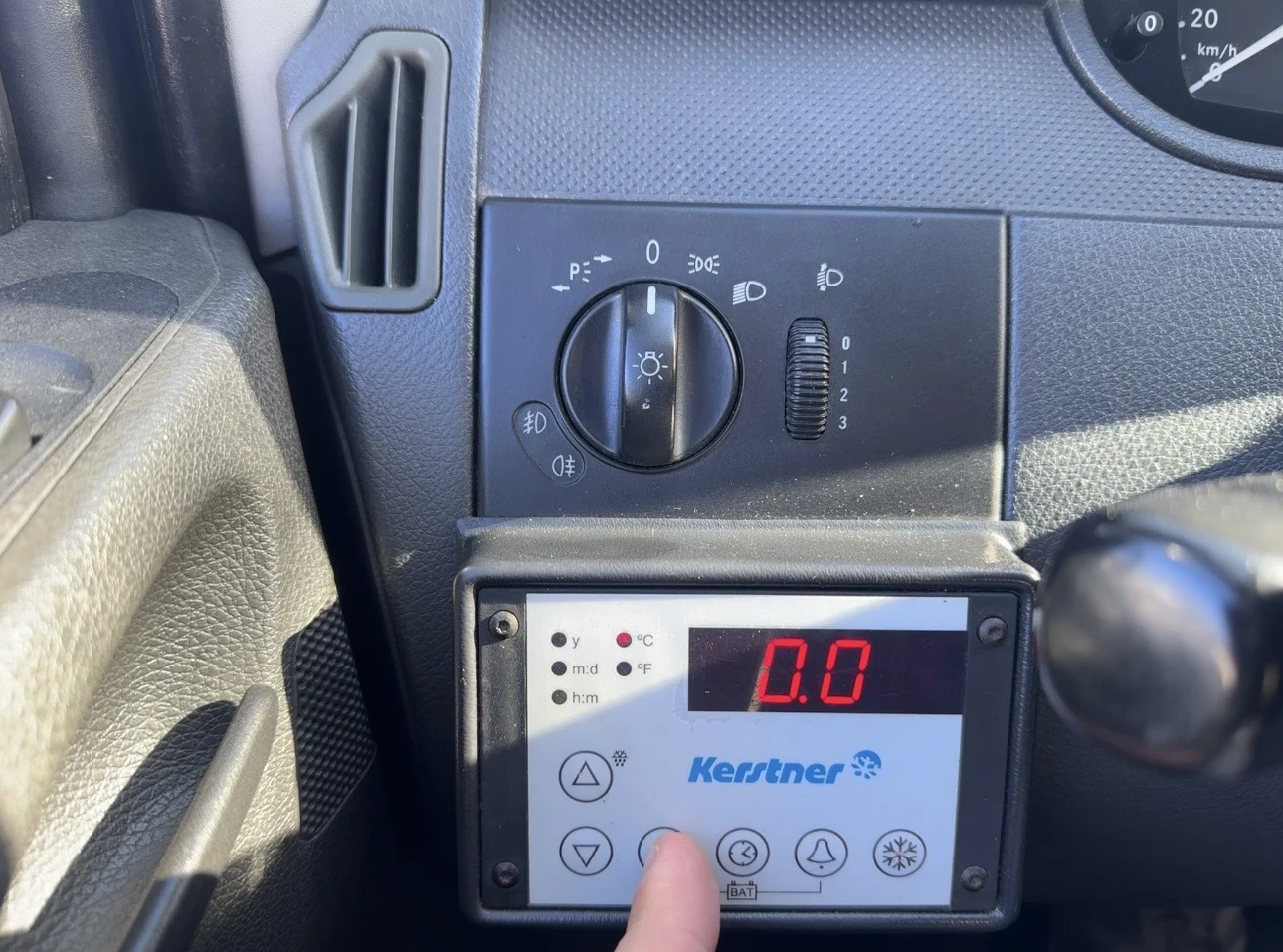 Mercedes-Benz Vito 113 , KERSTNER, ХЛАДИЛЕН, КЛИМА , снимка 13 - Бусове и автобуси - 54334421