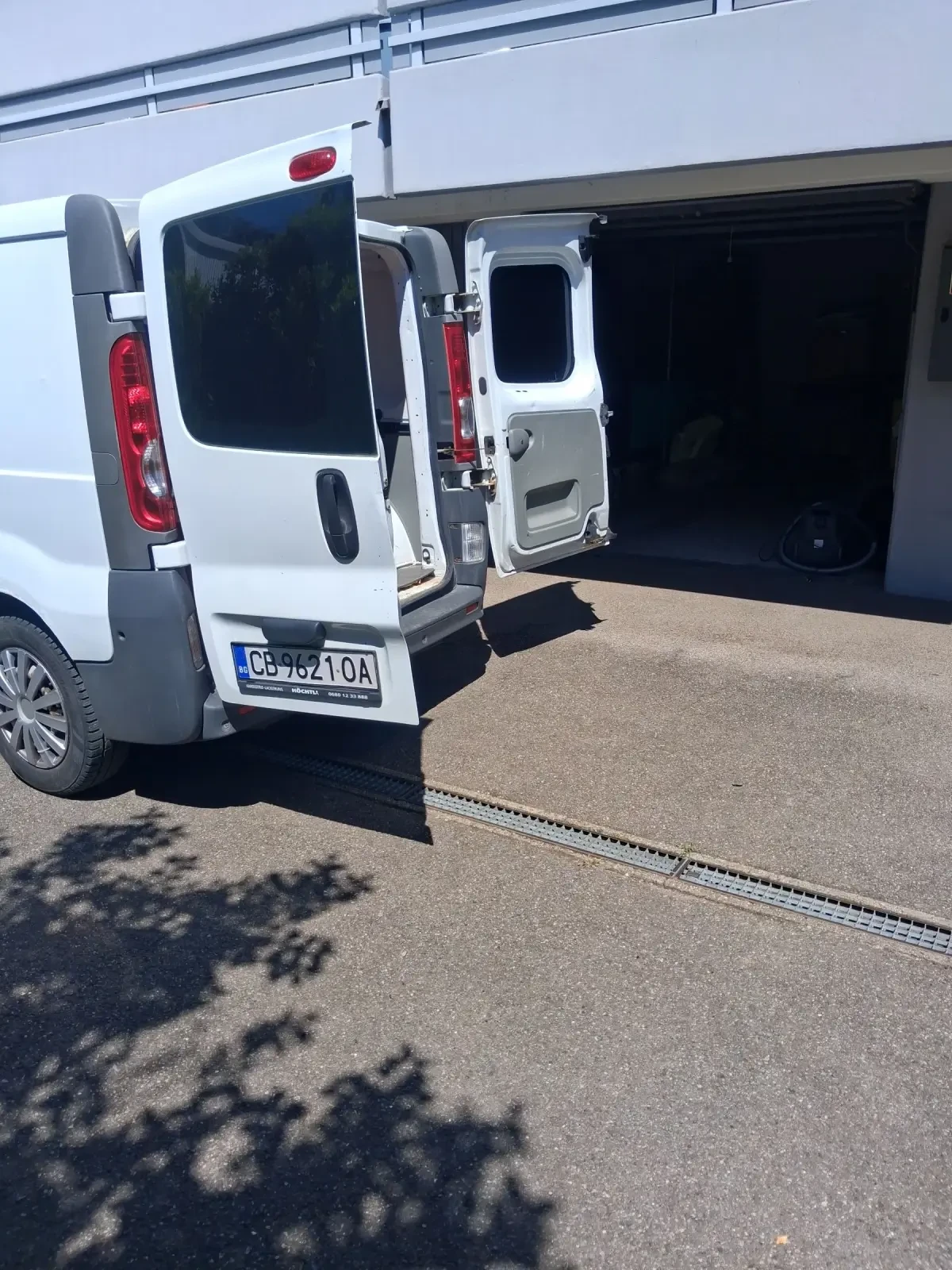 Renault Trafic, снимка 8 - Бусове и автобуси - 54555995