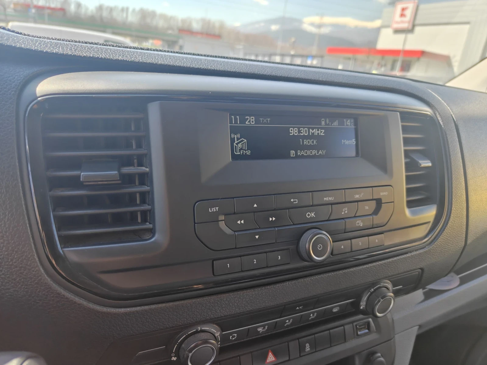 Peugeot Expert, снимка 11 - Бусове и автобуси - 54605220
