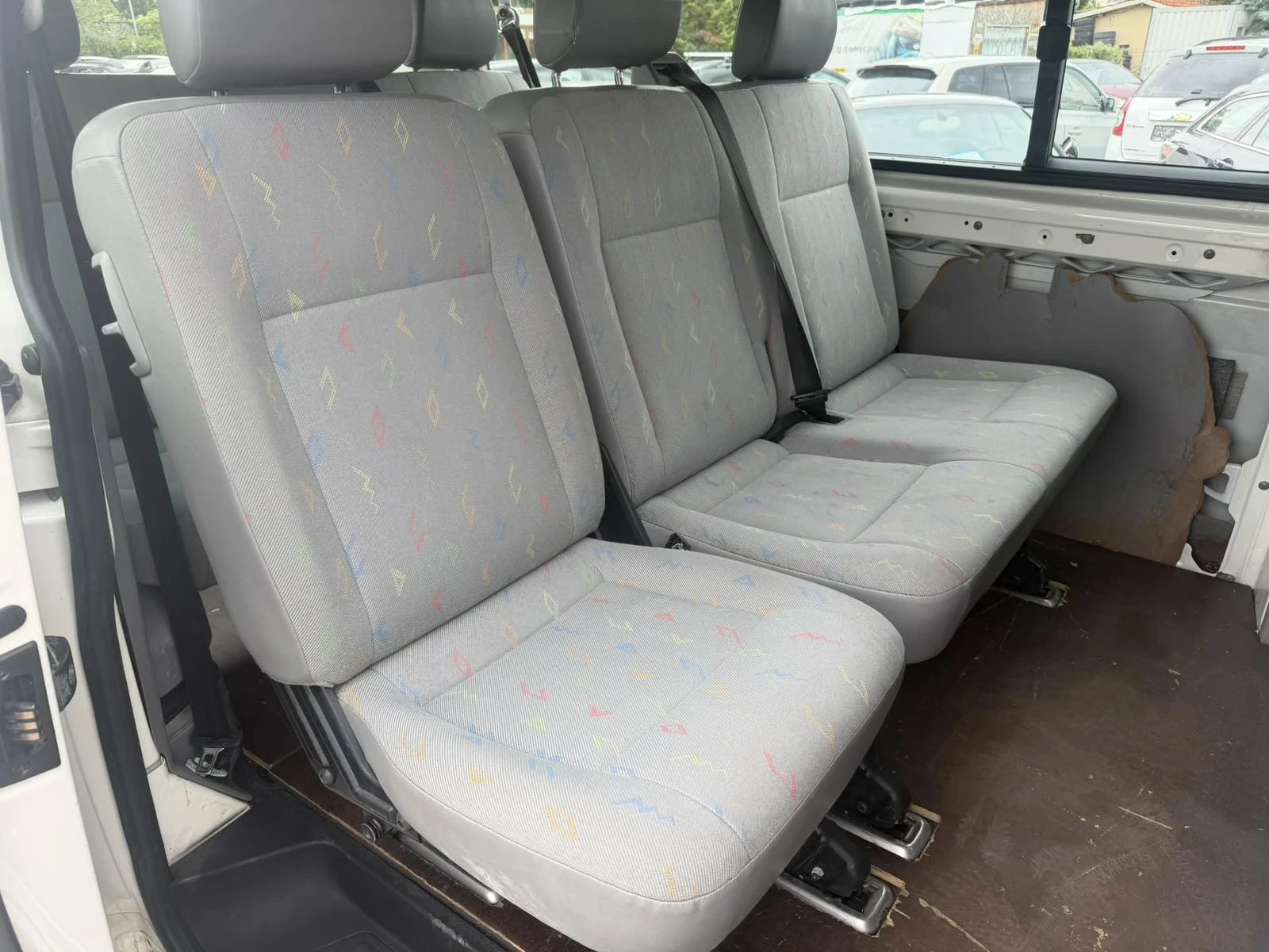 VW T5 2.5tdi/130k.c, снимка 13 - Бусове и автобуси - 55406693