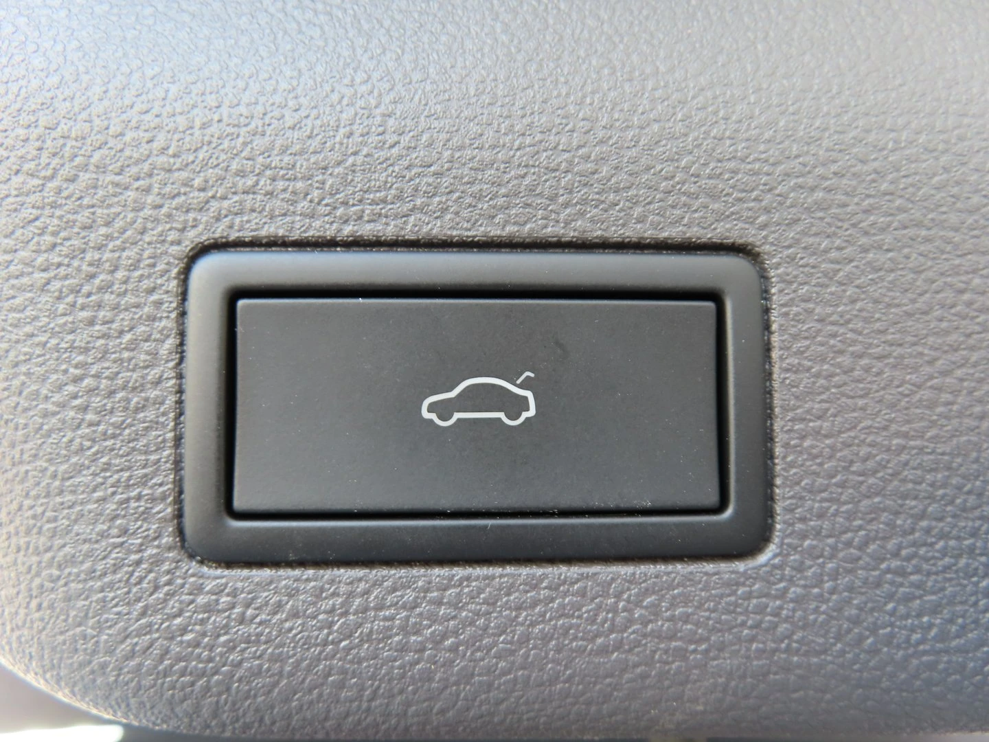 VW Multivan, снимка 5 - Бусове и автобуси - 56421774